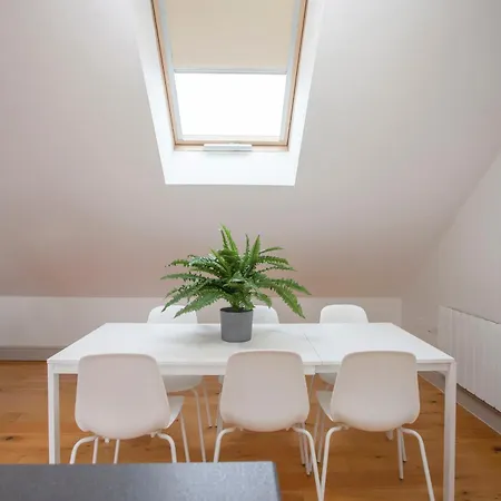Higgihaus Cabot Mews #32 Fantastic Central Location Apartment *